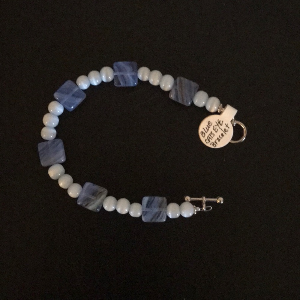 Handcrafted bracelet